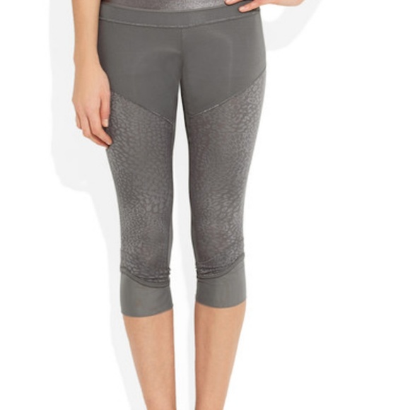 Animal Print Mesh Insert Crop Leggings - Picture 7 of 13